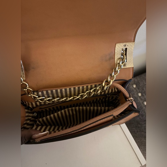 Stylish Nude Beige Shoulder Bag with Gold Chain Strap - Picture 5 of 5